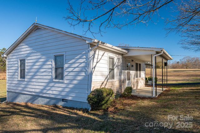 897 Calloway Road, Lincolnton, NC 28092