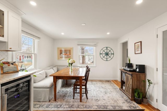 7 Larkin Ln, Salem, MA 01970