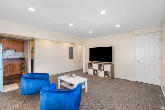 4571 S STONEWOOD DR, West Valley City, UT 84119