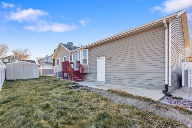 4571 S STONEWOOD DR, West Valley City, UT 84119