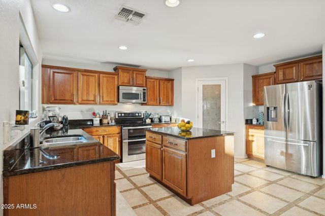 43459 W MARICOPA Avenue, Maricopa, AZ 85138