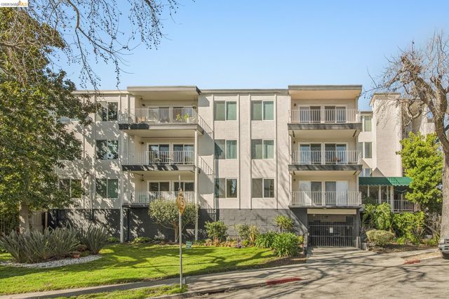 695 Mariposa 203, Oakland, CA 94610