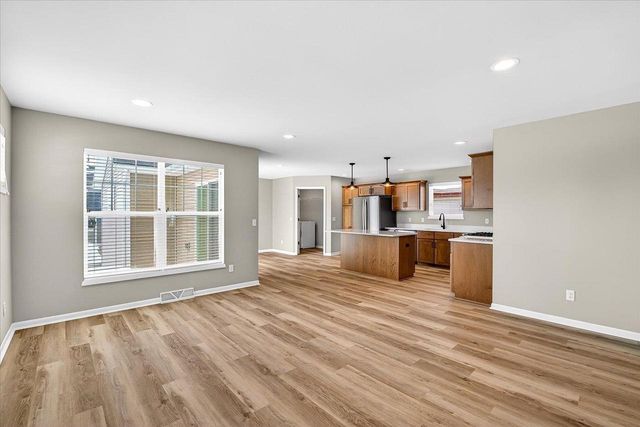 1096 Wild Willow Way, Verona, WI 53593