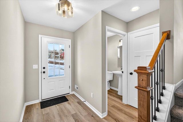 1096 Wild Willow Way, Verona, WI 53593