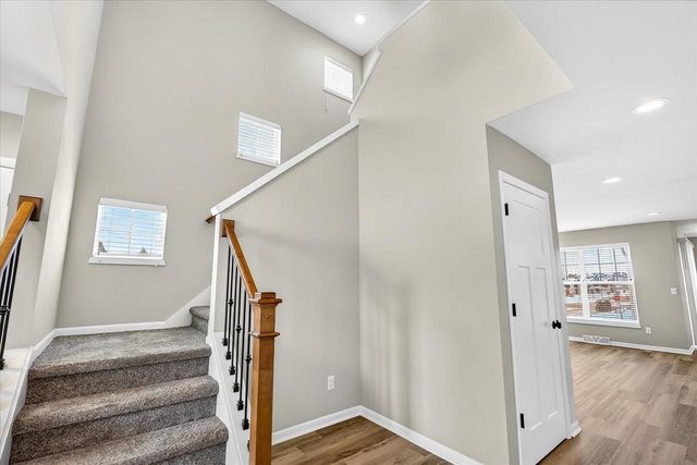 1096 Wild Willow Way, Verona, WI 53593