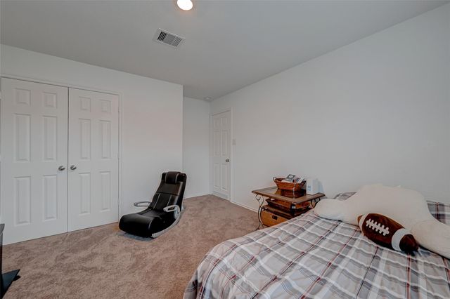 1234 Blue Hazel Court, Pinehurst, TX 77362