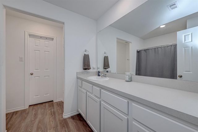 1234 Blue Hazel Court, Pinehurst, TX 77362