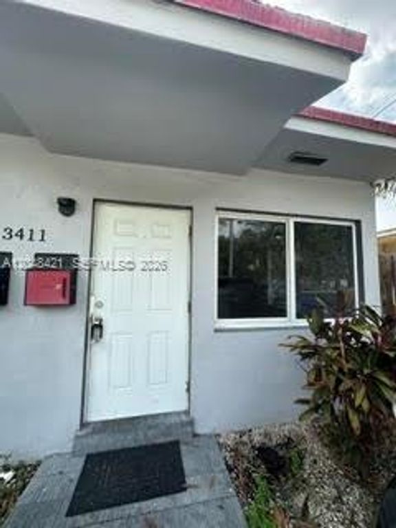 3411 NW 9th Court B, Miami, FL 33127