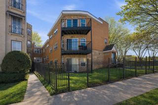 1937 W Pratt Boulevard 2N, Chicago, IL 60626