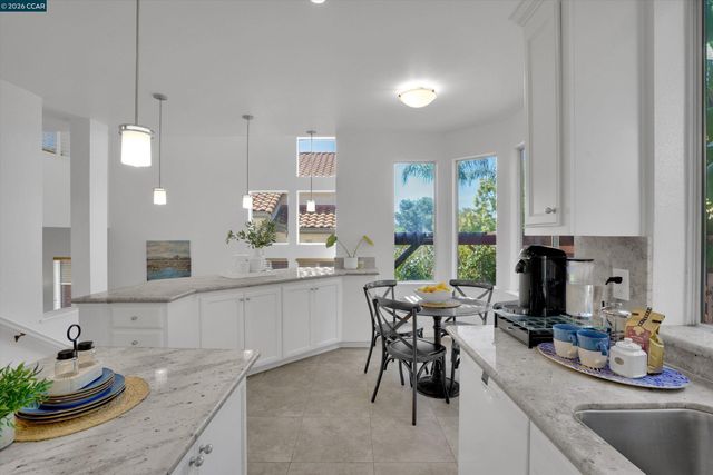 5248 Boulder Ct, Concord, CA 94521