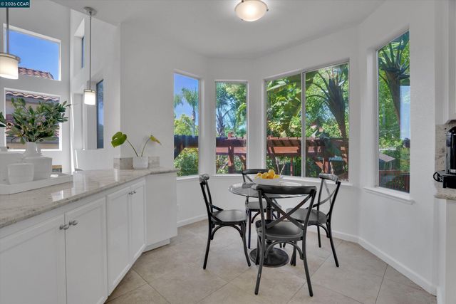 5248 Boulder Ct, Concord, CA 94521