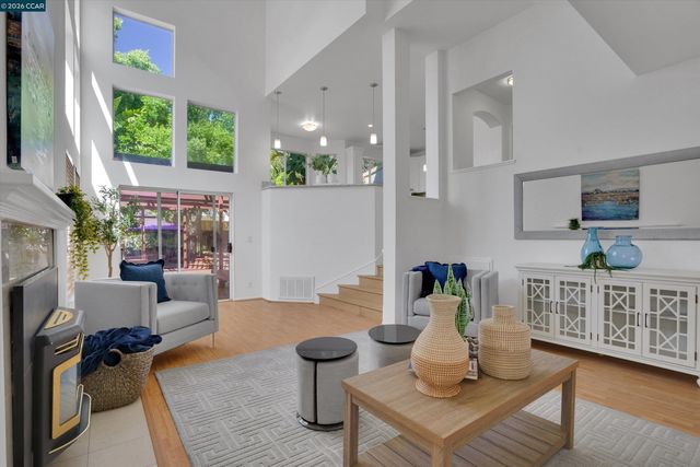 5248 Boulder Ct, Concord, CA 94521