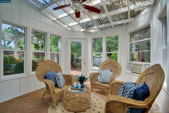 5248 Boulder Ct, Concord, CA 94521