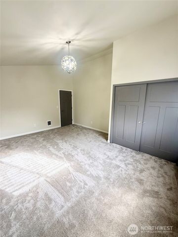 5016 Tacoma Mall Blvd, Tacoma, WA 98409