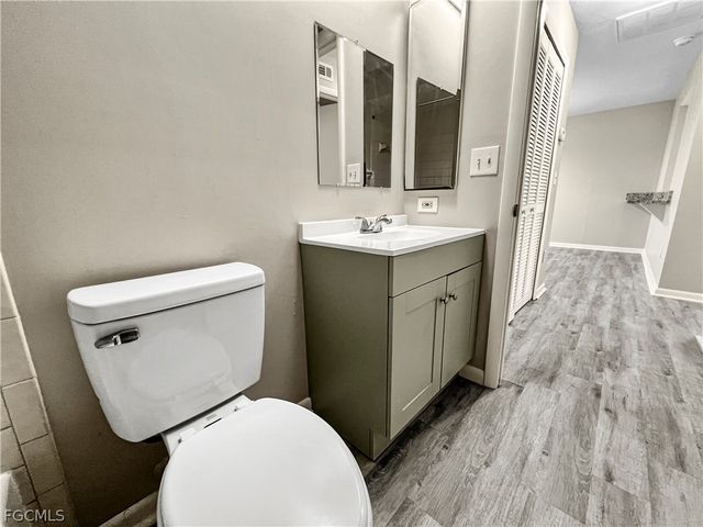 4530 SW 10th AVE 201, Cape Coral, FL 33914