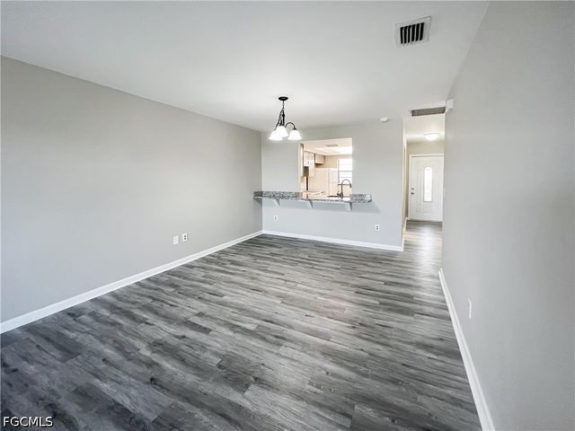 4530 SW 10th AVE 201, Cape Coral, FL 33914