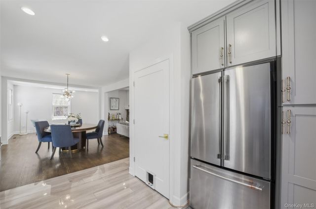 30 Rossmore Avenue, Bronxville, NY 10708