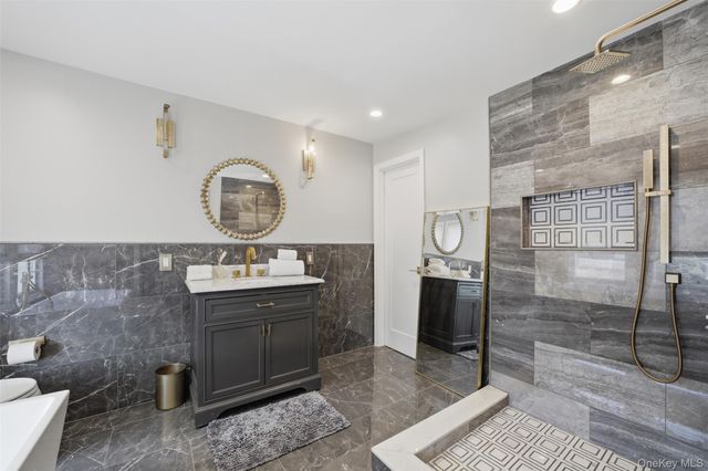 30 Rossmore Avenue, Bronxville, NY 10708