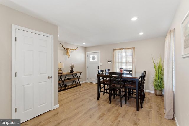 96 LAKE SUPERIOR DR, Tuckerton, NJ 08087