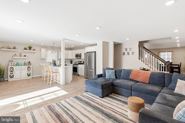 96 LAKE SUPERIOR DR, Tuckerton, NJ 08087
