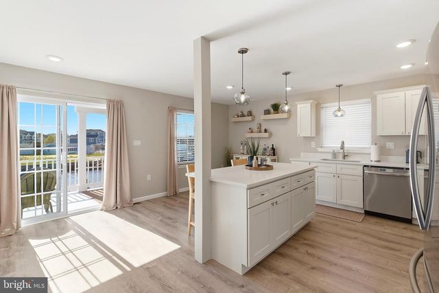 96 LAKE SUPERIOR DR, Tuckerton, NJ 08087