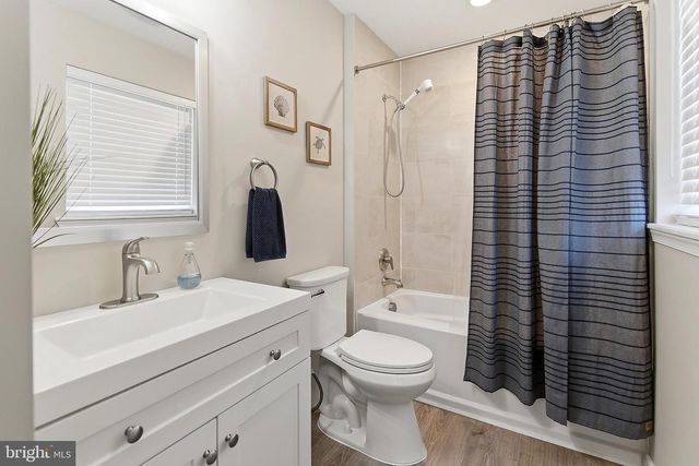 96 LAKE SUPERIOR DR, Tuckerton, NJ 08087