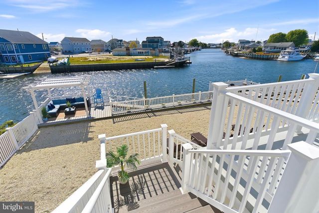 96 LAKE SUPERIOR DR, Tuckerton, NJ 08087