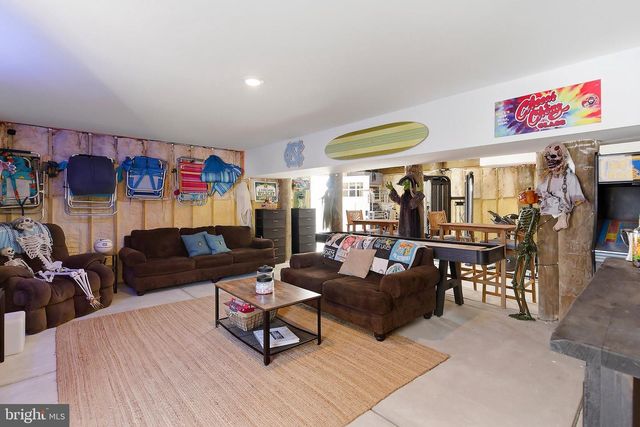 96 LAKE SUPERIOR DR, Tuckerton, NJ 08087