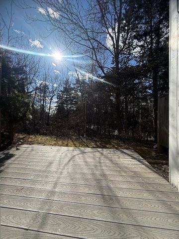 16 Beals Cove Rd C, Hingham, MA 02043