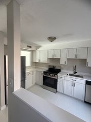 16 Beals Cove Rd C, Hingham, MA 02043