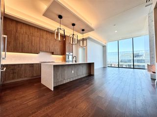 8111 Douglas Avenue 1403, Dallas, TX 75225