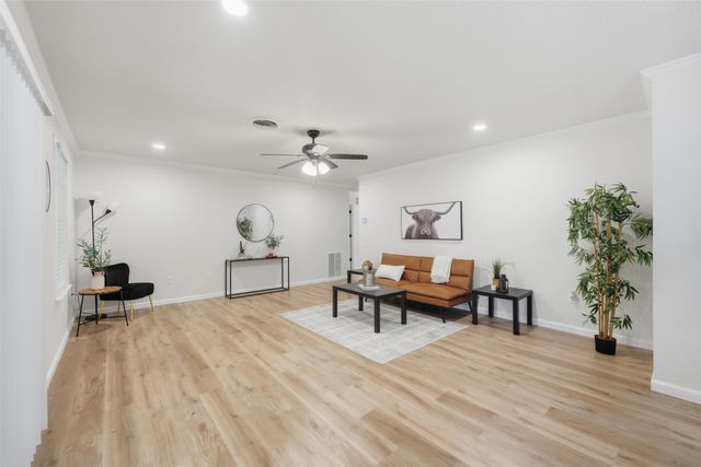 214 Bluebonnet Trail, Keene, TX 76059