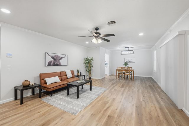 214 Bluebonnet Trail, Keene, TX 76059