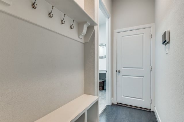 3101 Carrington Drive, Mansfield, TX 76063