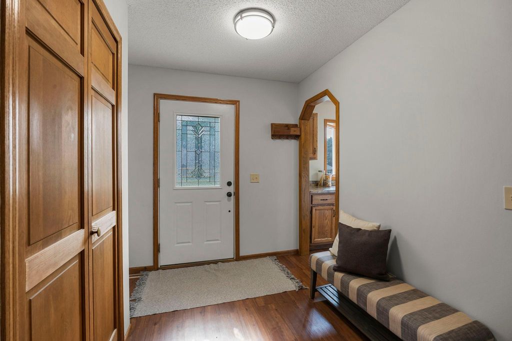 5700 Deer Trail E, Shoreview, MN 55126 — photo 3