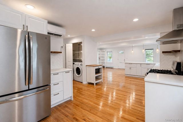 55 Centre Street, Woodmere, NY 11598