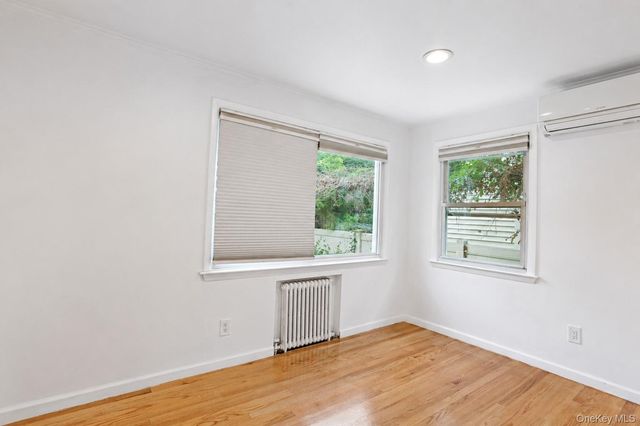 55 Centre Street, Woodmere, NY 11598
