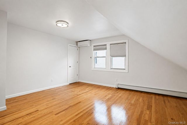 55 Centre Street, Woodmere, NY 11598