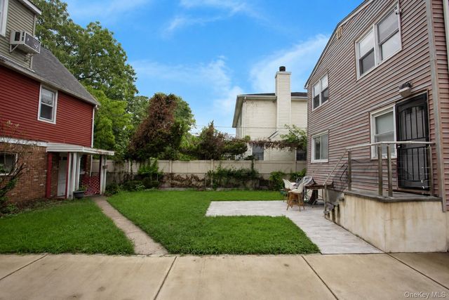 55 Centre Street, Woodmere, NY 11598
