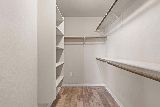 612 Heinatz Flat LN, Leander, TX 78641
