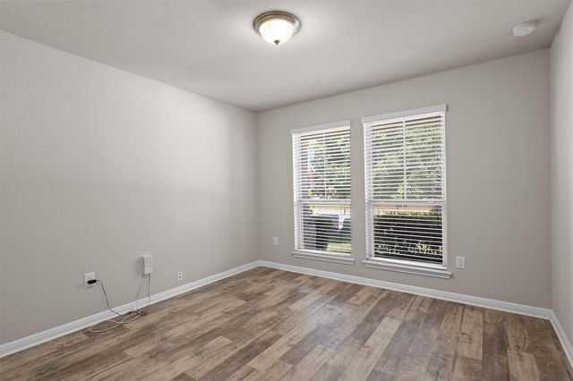 612 Heinatz Flat LN, Leander, TX 78641