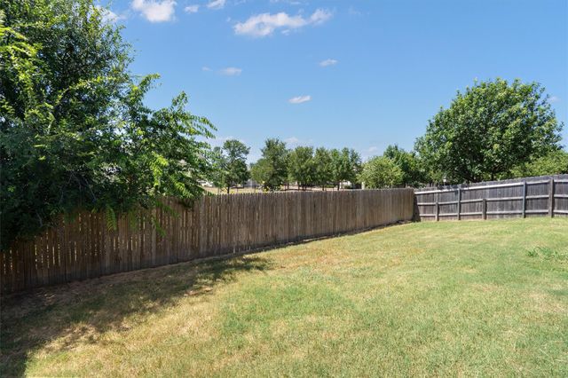 612 Heinatz Flat LN, Leander, TX 78641