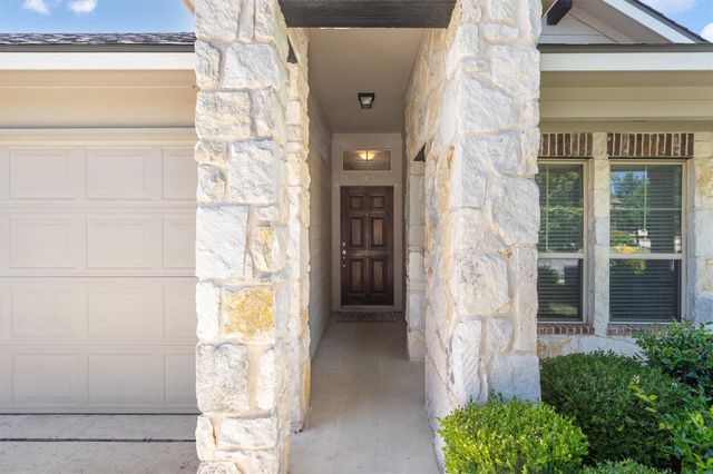 612 Heinatz Flat LN, Leander, TX 78641