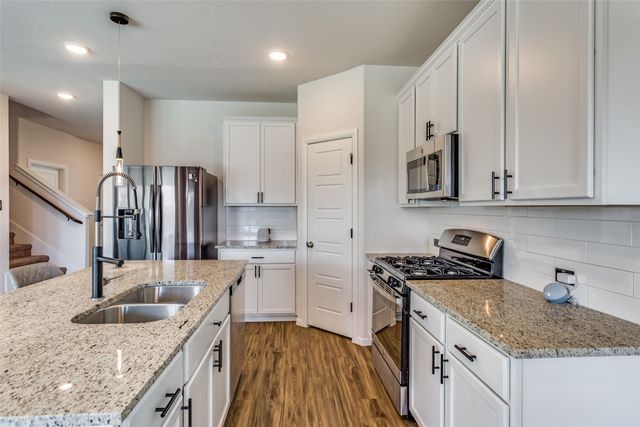 516 Palmito Ranch Road, Fort Worth, TX 76131