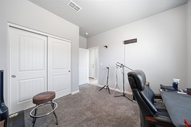 7391 E Winchester Drive, Kingman, AZ 86401