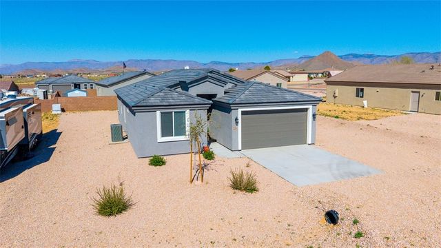 7391 E Winchester Drive, Kingman, AZ 86401