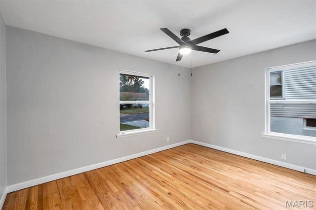 9809 Lullaby Lane, St Louis, MO 63114