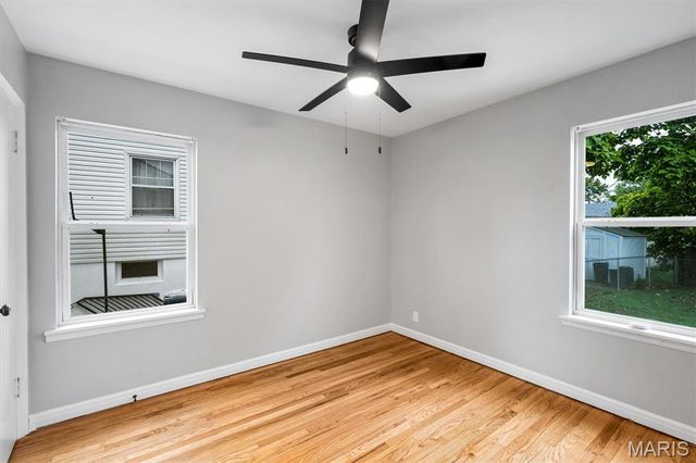 9809 Lullaby Lane, St Louis, MO 63114