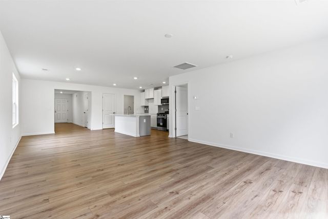 303 Meadow Gate Court, Fountain Inn, SC 29644