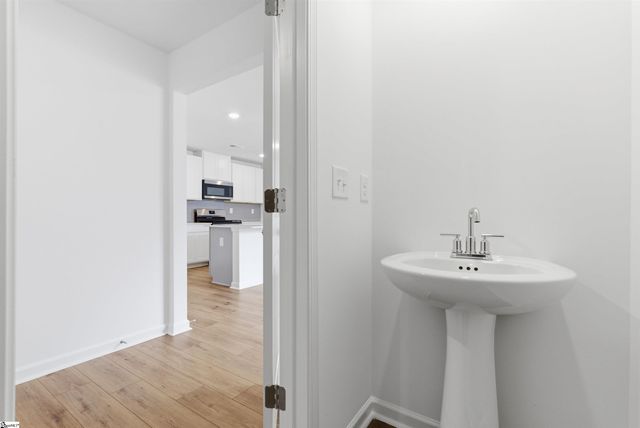 303 Meadow Gate Court, Fountain Inn, SC 29644